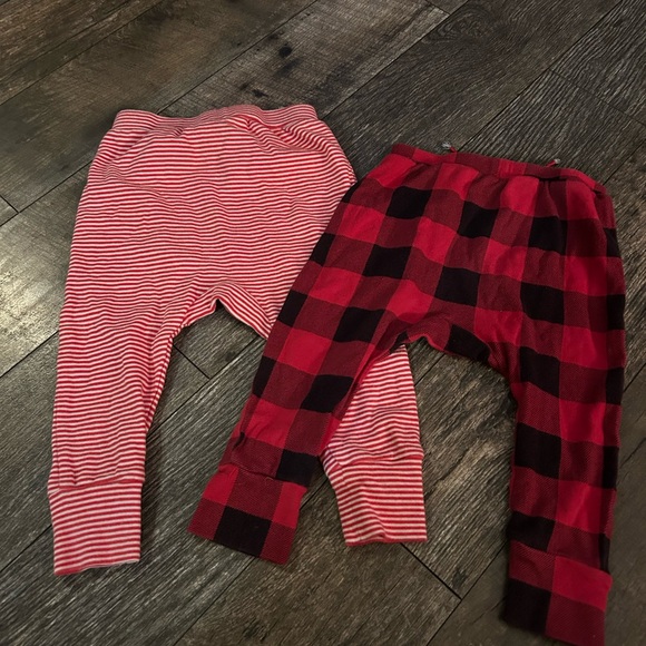 Joe Fresh 12-18 months baby pants buffalo plaid and stripes 2 pack - Picture 3 of 4